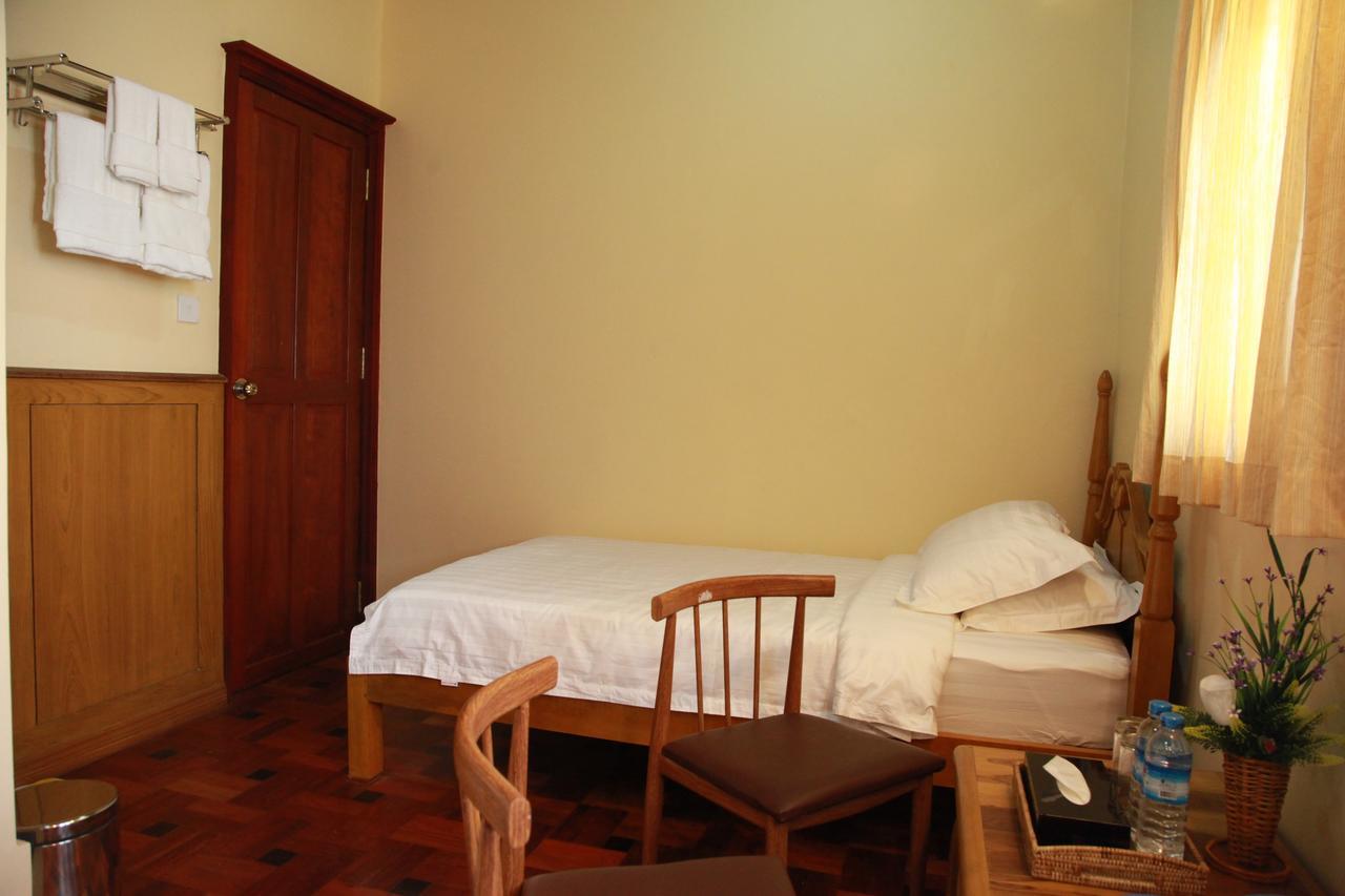 Inn Sule Sapphire 2*