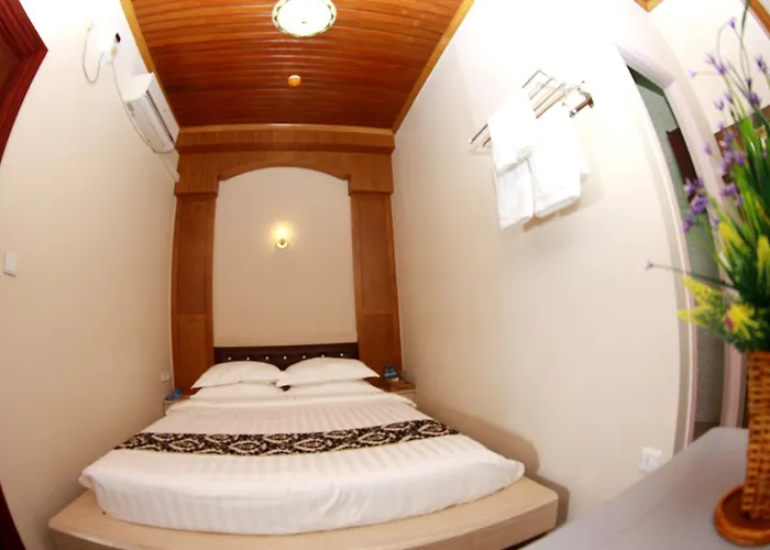 Sule Sapphire Inn