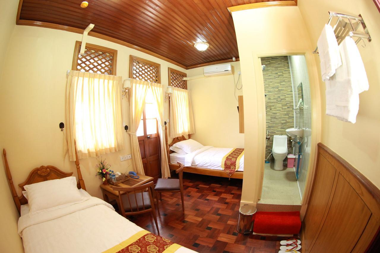 Sule Sapphire 2* Yangon