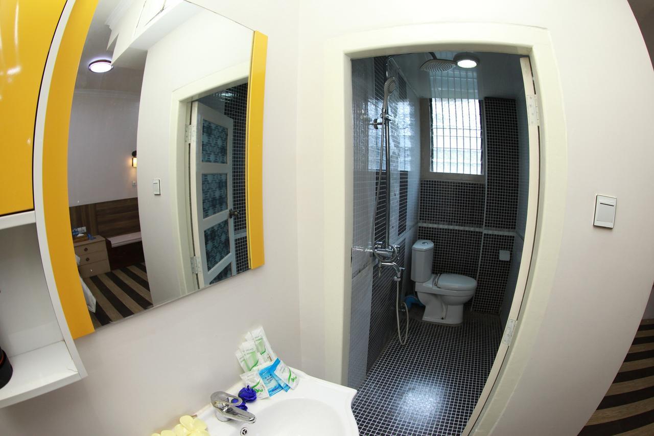 Inn Sule Sapphire 2*