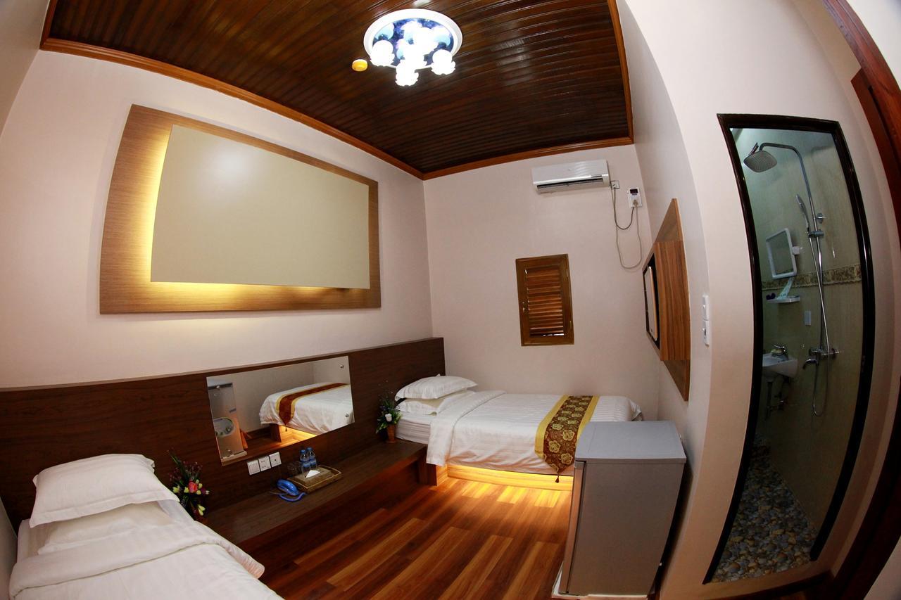 Sule Sapphire 2* Yangon