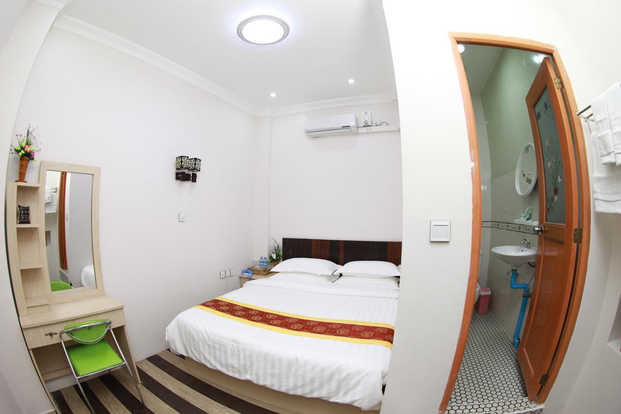 Sule Sapphire 2* Yangon
