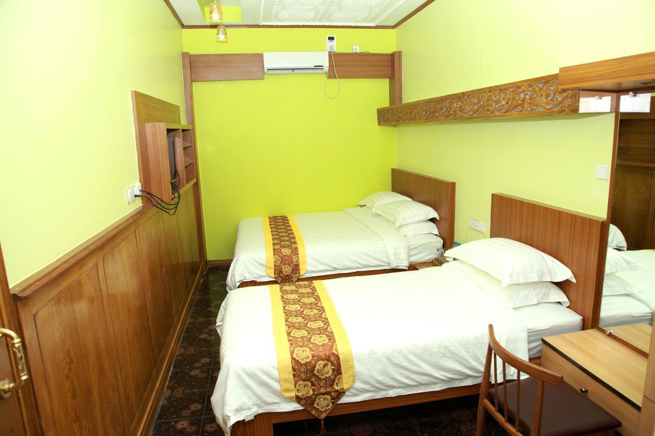 Inn Sule Sapphire 2*