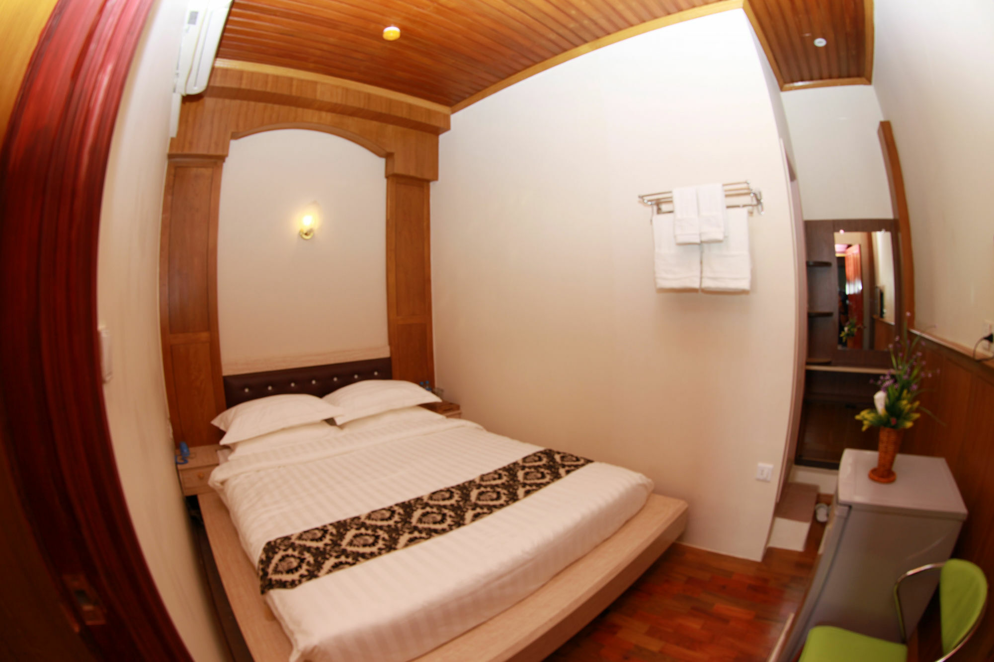 Sule Sapphire 2*